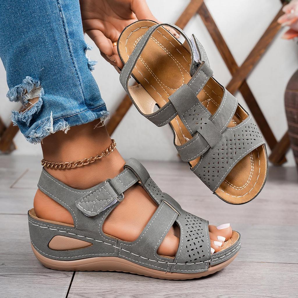 2026 Women'S Sandals Breathable Hollow Soft Soled Wedge Sandals And Comfortable Summer Casual Closed Toe Clear Studded Sandalias