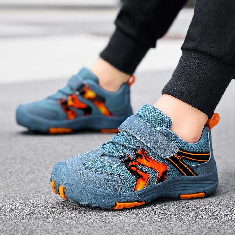 Classmates Spring and Autumn 2025 New Children's Outdoor Sports Shoes Wear-resistant and non-slip Mountain Climbing Middle and Older Children's Mesh