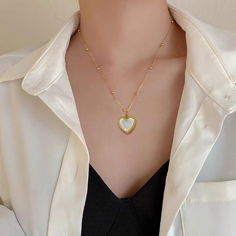 Fritillary Mother Love Temperament Personality Minimalist Furnace Real Gold Necklace Female Collarbone Chain