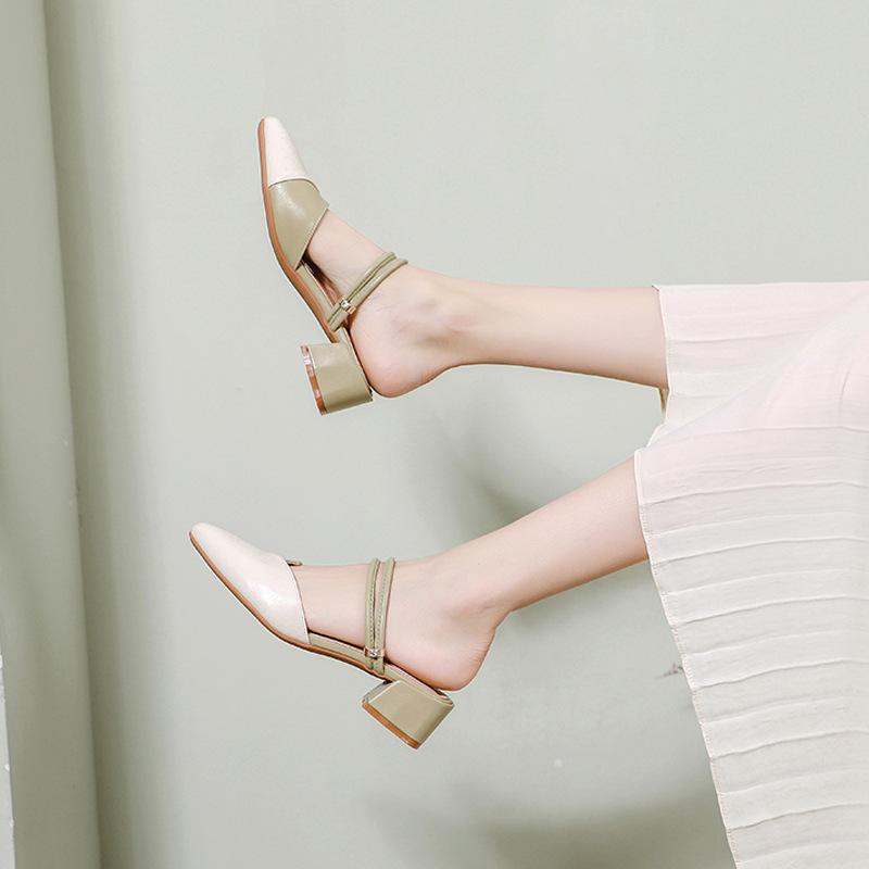 

Цветовая гамма заостренные летние новые сандалии женские сумка голова мода офис мягкая кожа низкий толстый каблук пустые две носить сандалии 33