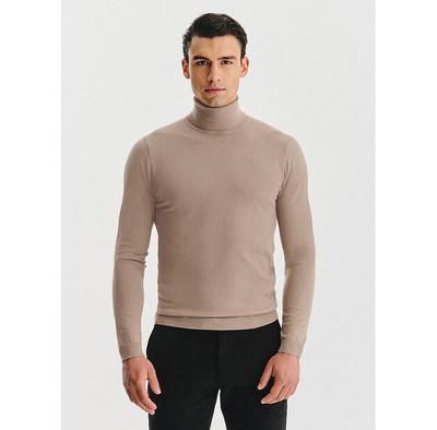Warme Kleidung – Pullover & Langarmshirts