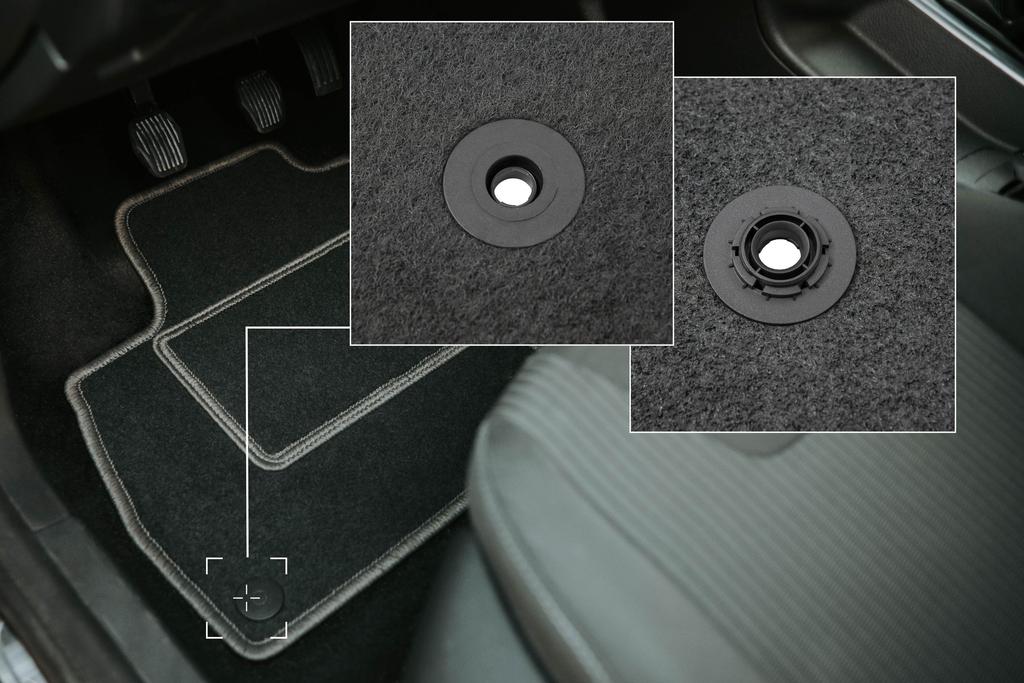 Velvet Driver Floor Mat For Citroen C3 Pluriel Cabrio (2003-2010)