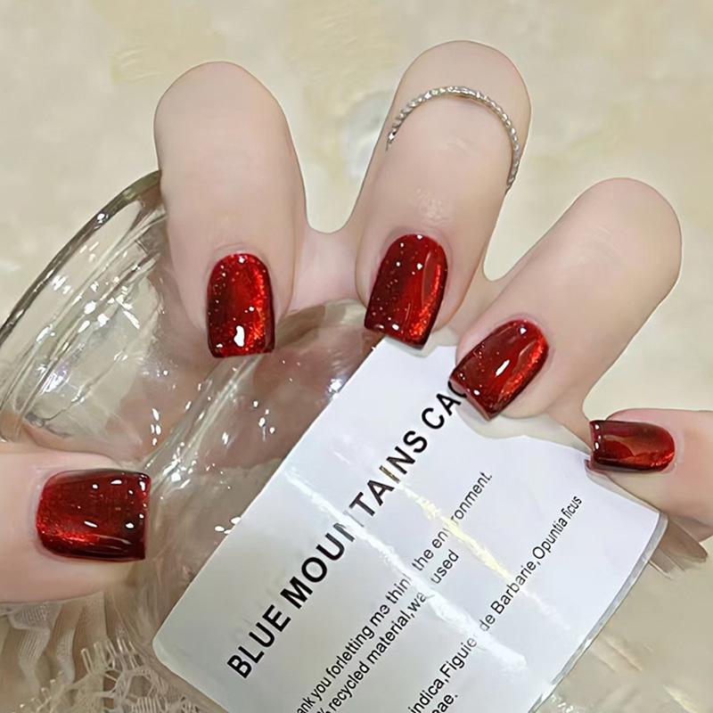 

Red Solid Glitter Cat Eye Whitening Press-on Nails