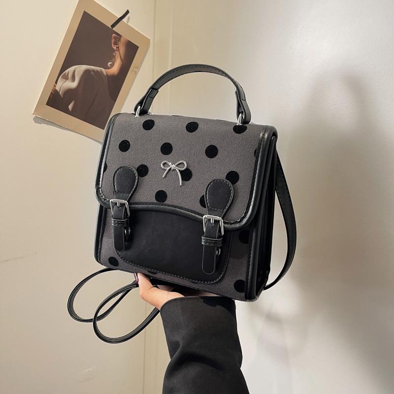 Backpack Women's Fashion Casual Versatile Portable Korean Edition Student School Bag Trend British Style Premium Travel Backpack