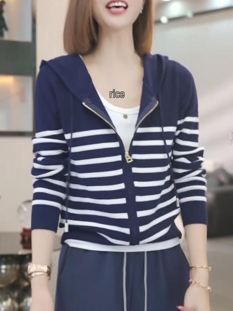 Trendy Women's Color Block Striped Knit Hoodie - Early Autumn Style, High-End, Loose Fit, Slimming, Versatile Cardigan