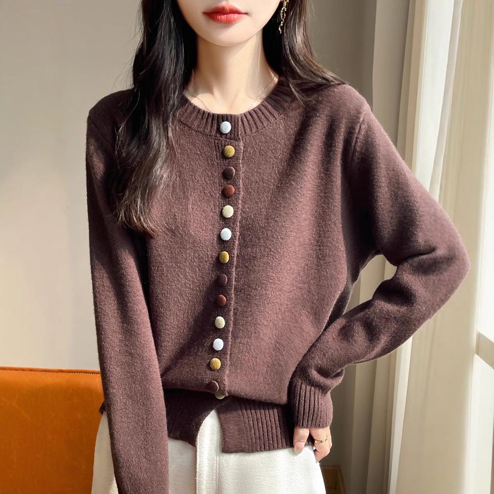 Retro Artistic Round Neck Knit Sweater - Colorful Button Casual Pullover for Women (Autumn/Winter)