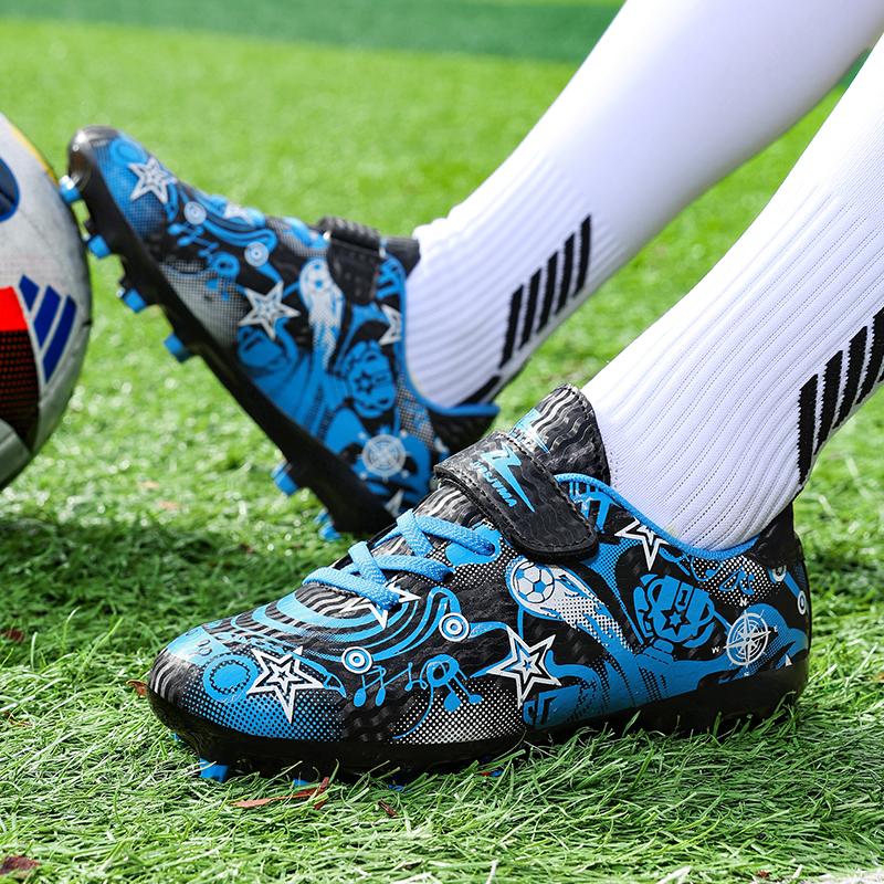 New student Soccer Shoes Men  Football Shoes Indoor Professional Football Field Boots Society Cleats TF/AG Sneaker Non Slip
