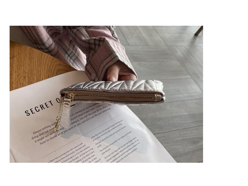 Embroidered Cowhide Leather Coin Purse & Card Holder with Zipper – Women's Key & Lipstick Storage Handbag.