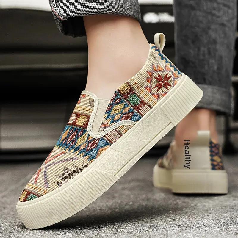 2025 Spring New Ethnic Trendy Low-Top Vintage Jacquard Korean Fashion Plus Size Flat Shoes Cotton Weave Unisex Casual Sneakers