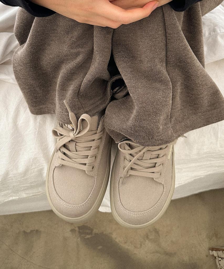 Poseganch Mummum C.V Sand Beige