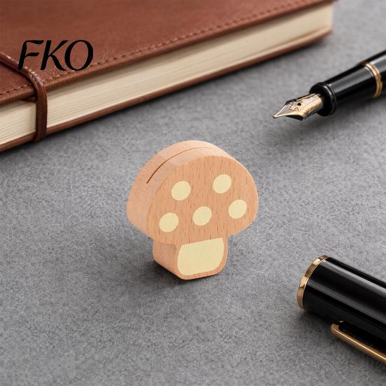 Wooden Desk Accessory Mushroom Place Card Holder, Mini Hedgehog Table Number Rounded Corner Paper Clip Farmhouse Note Picture Photo Holder