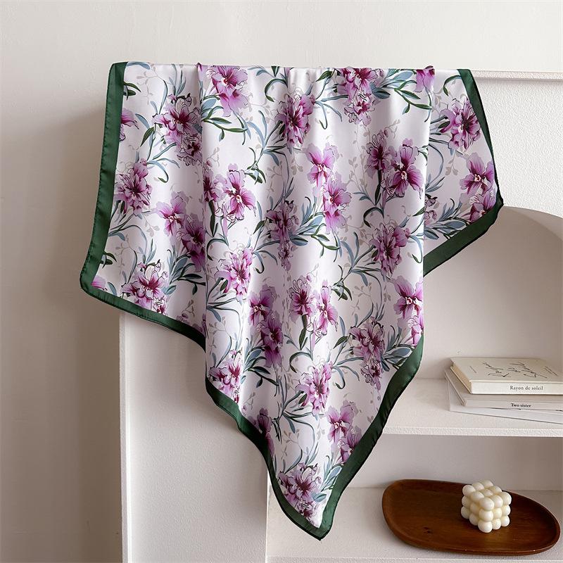 Spring and Autumn New 71cm Small Square Scarf Simulation Silk Scarf Headscarf Flower Printing Neck Protection Scarf Professional Scarf Scarf Scarf