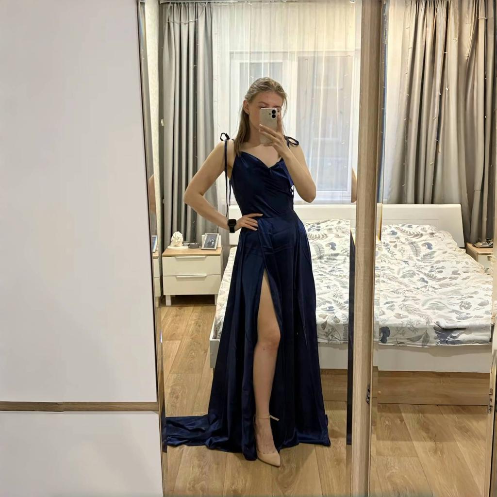 LYRIA Burgundy Satin Beach Maxi Women Dress for Christmas Sexy Side Slit Adjustable Straps Evening Prom Dress Cheap Bridesmaid Dresses