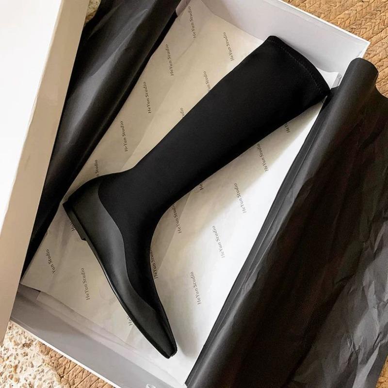 Internal heightening negative pressure thin legs thick-soled sports elastic boots wrap legs thin boots socks boots long boots women