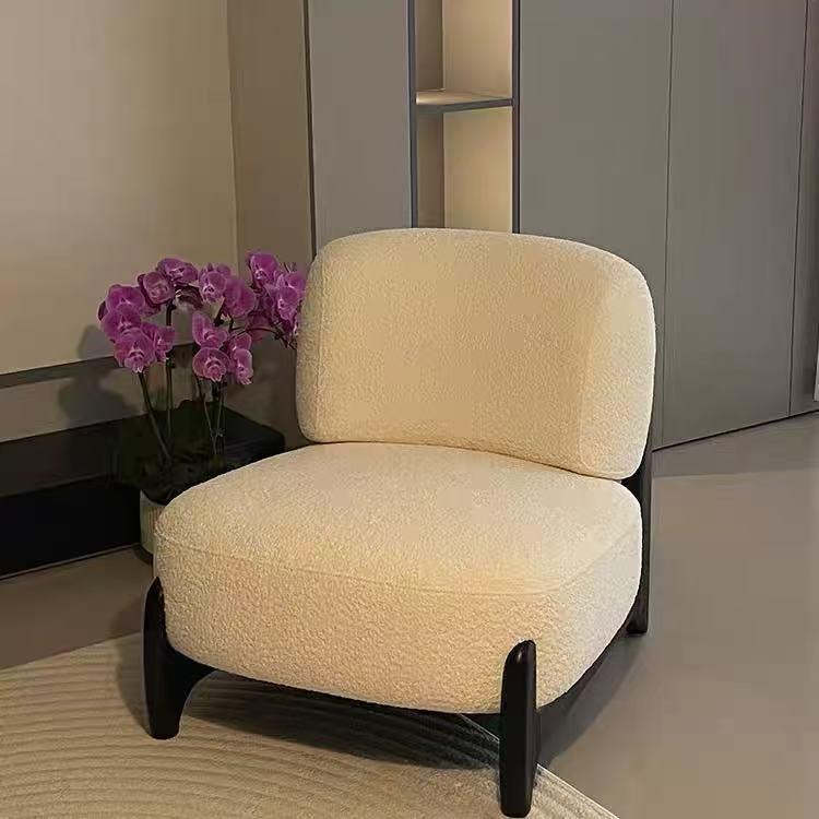 Luxury Minimalist Designer Single Sofa Chair for Living Room or Balcony