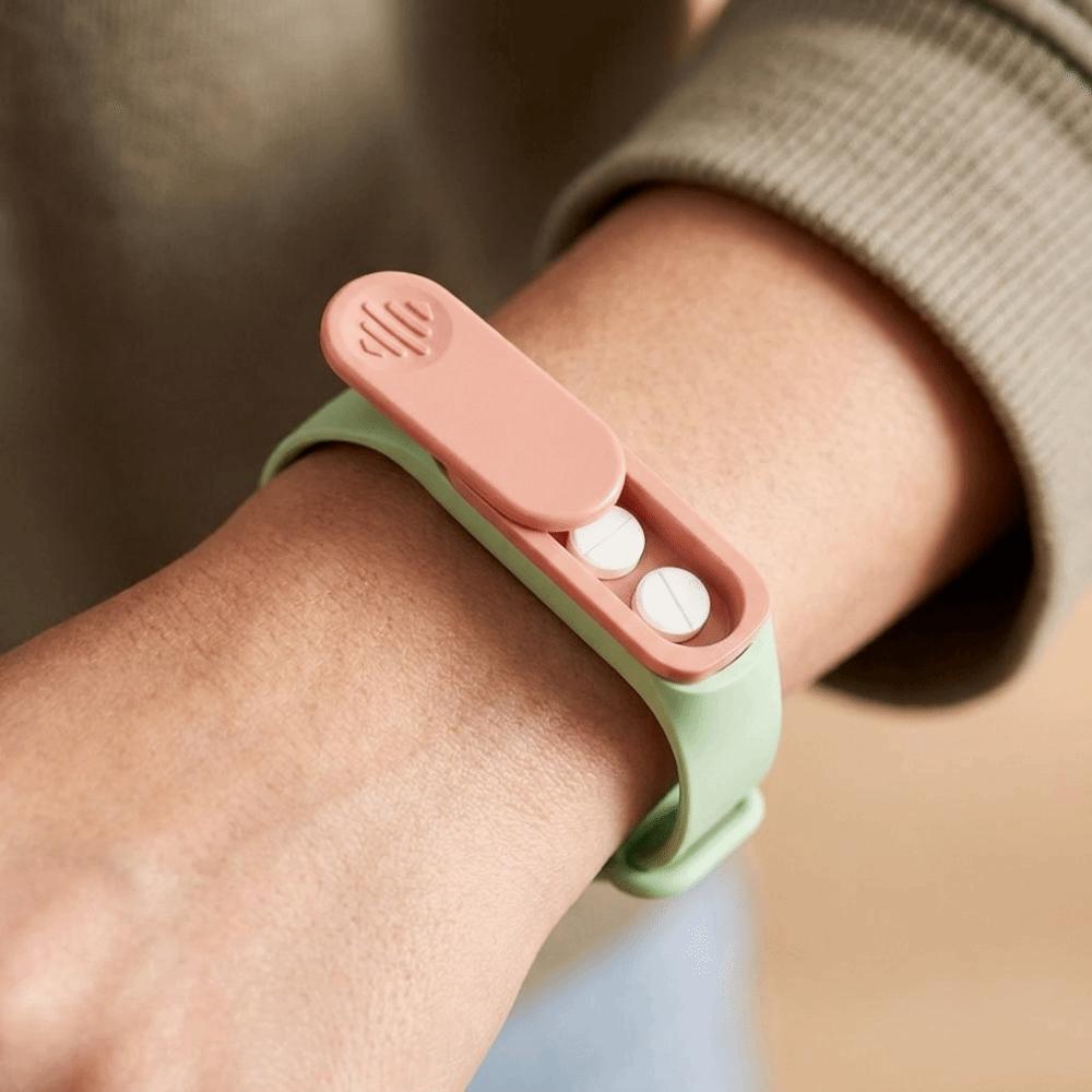 360° Rotating Wristband Pill Case Moisture-Proof Sealed Emergency Pill Box with Buckle Waterproof Pill Storage Box Camping