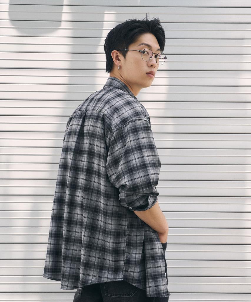 Beokeuldaun Oversized Graphic Check Shirt (Mixed Grey)