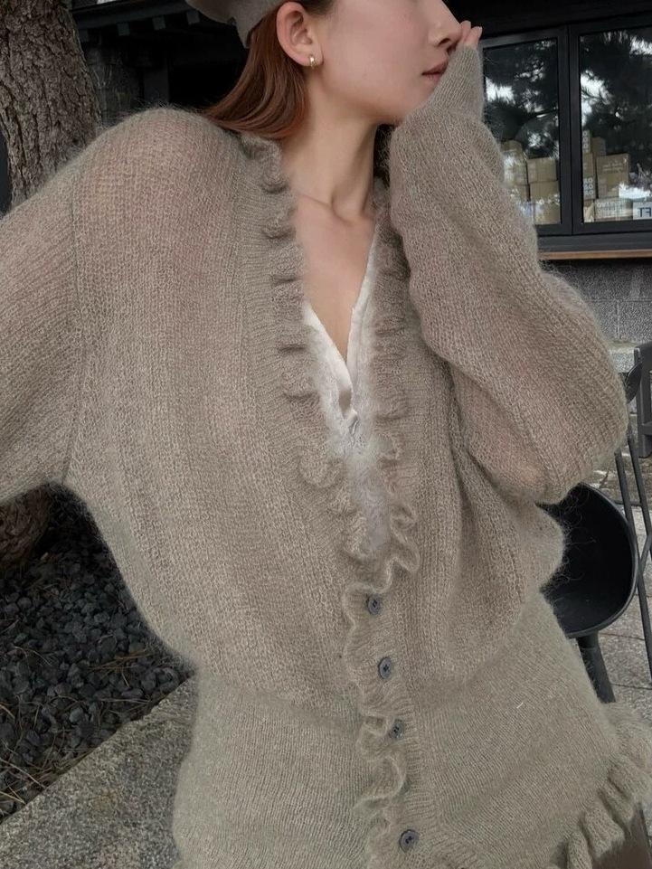 2025 Autumn/Winter Women's Korean V-neck Loose Ruffle Cardigan with Waist-cinching Slimming Knitwear