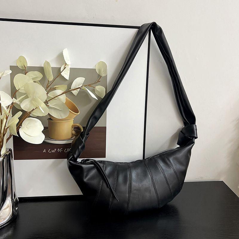 New Women's Bag Fashion Dumpling Crescent Breast Bag Niche Premium One Shoulder Croissant Silver White Black