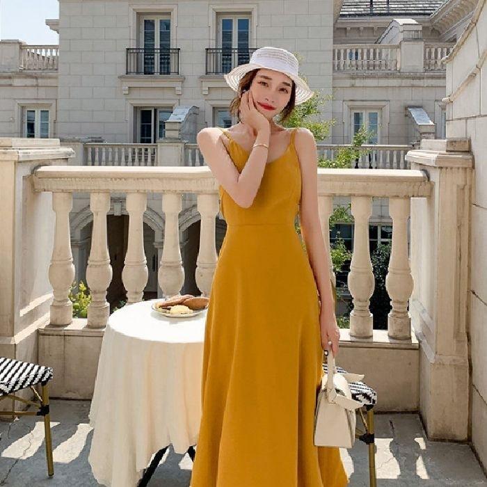 Beach dress photo beautiful seaside travel vacation sexy backless dress slim V-neck suspender dress super fairy