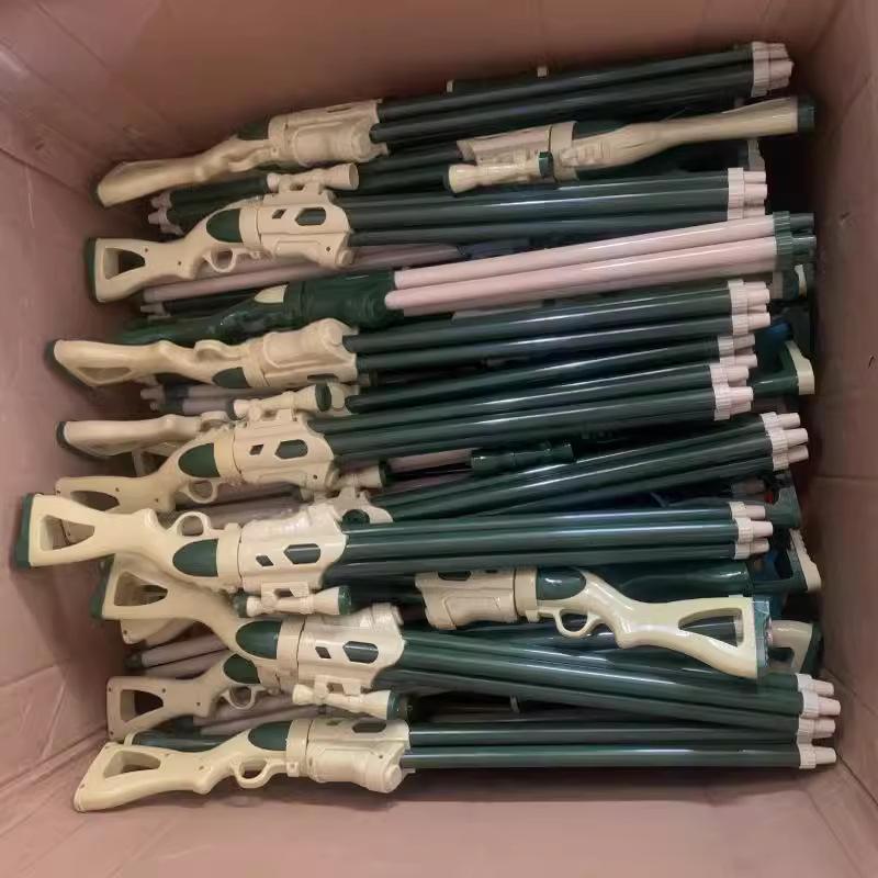 70cm Four-Barrel Water Gun Toy for Kids - Bleach Style, Chicken Design, Perfect for Scenic Areas, Limited Time Free Shipping