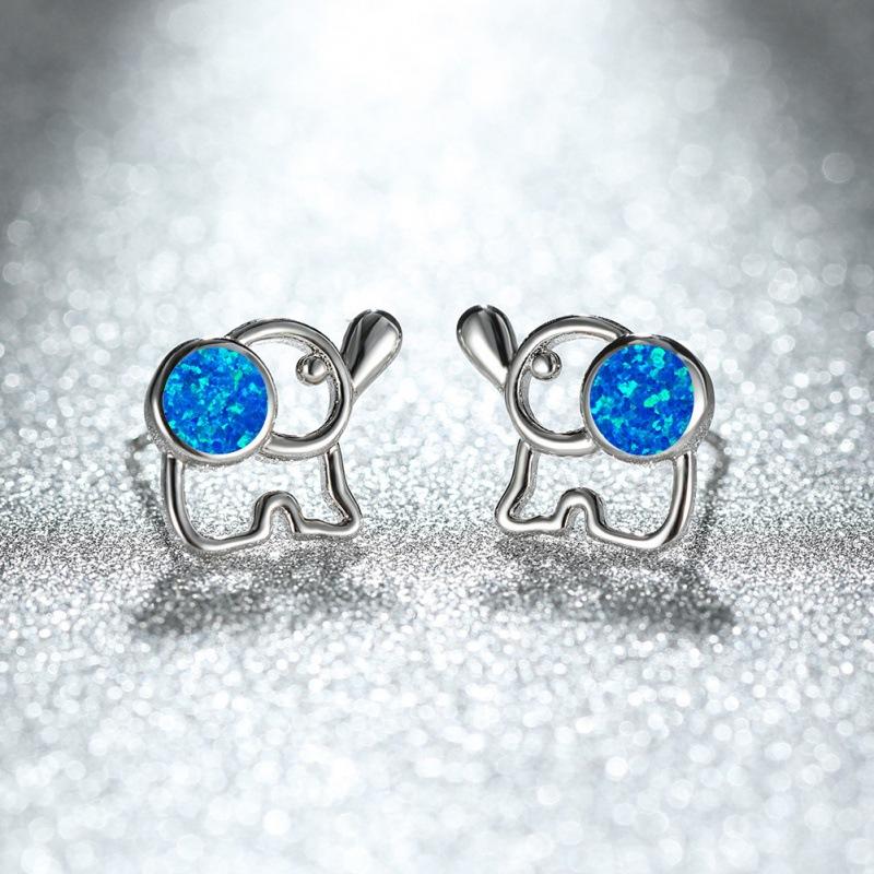 European and American creative and personalized new opal hollow baby elephant stud earrings simple style versatile cute little animal earrings синий