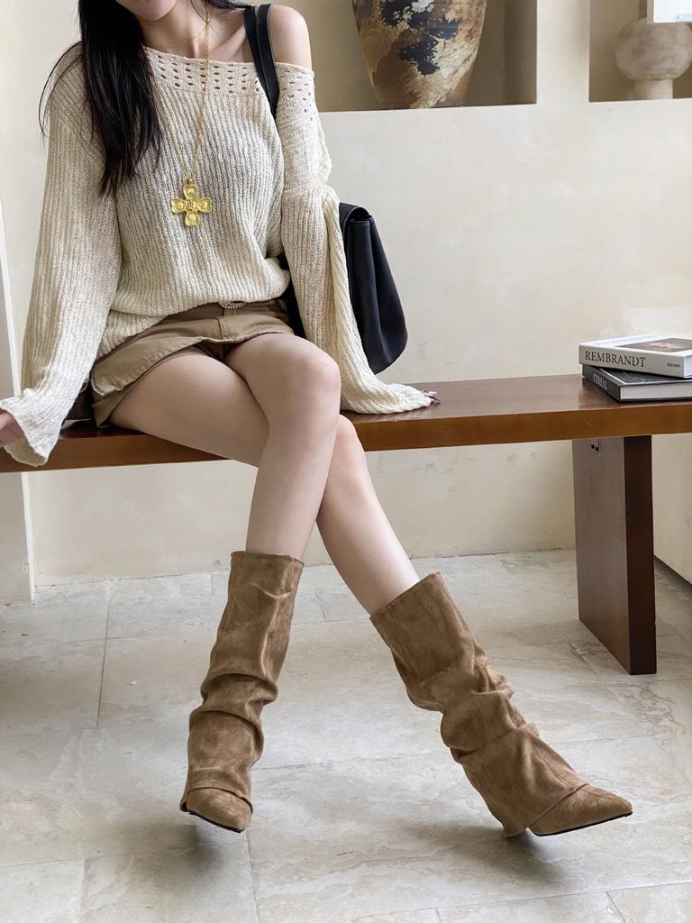 Autumn and winter new pointed thin heel high heel temperament thin French fashion sexy beauty female Internet celebrity boots