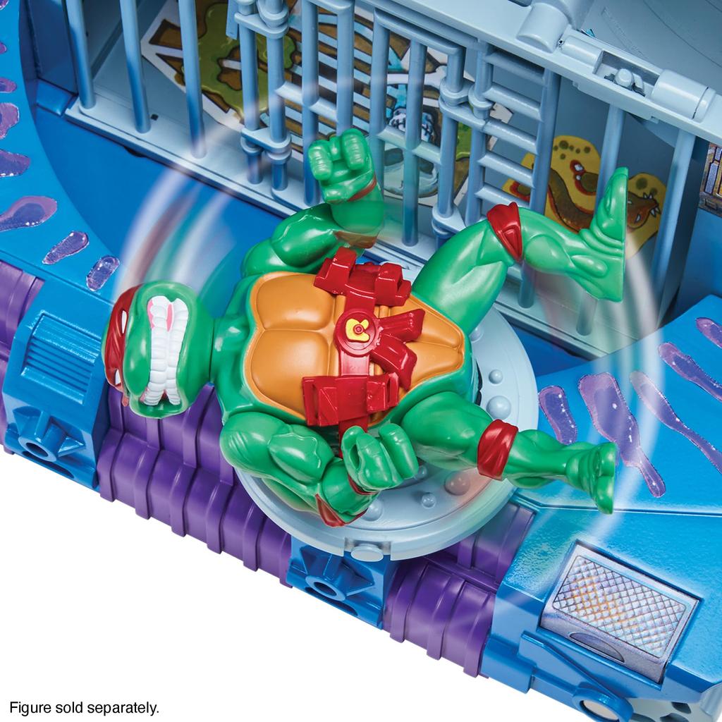 Teenage Mutant Ninja Turtles TMNT Classic Technodrome Playset - Amazon Exclusive.