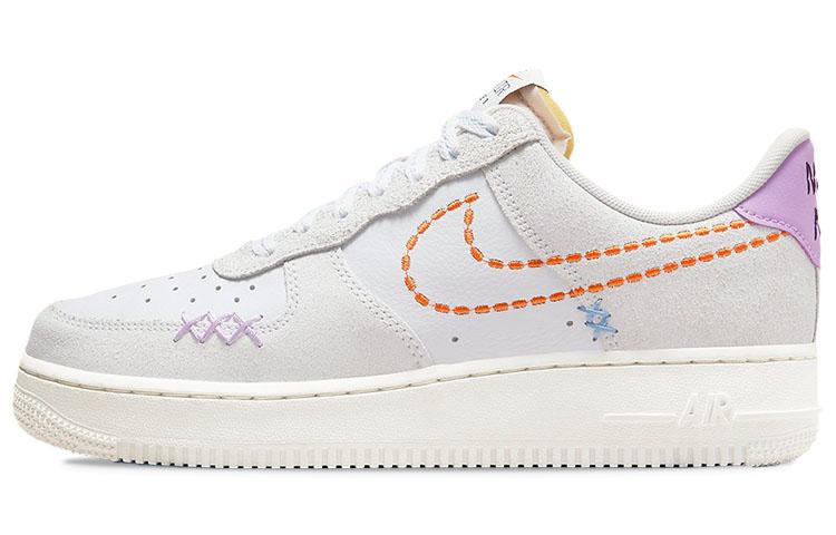 

Nike Air Force 1 07 Se 101 Women s DX2348-100 41