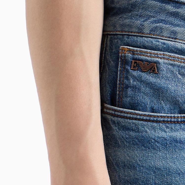 Emporio Armani J06 Slim Fit Jeans In Rinse Wash Stretch Denim With Dirty Effect Treatment 6D1J06-1D97Z-0942