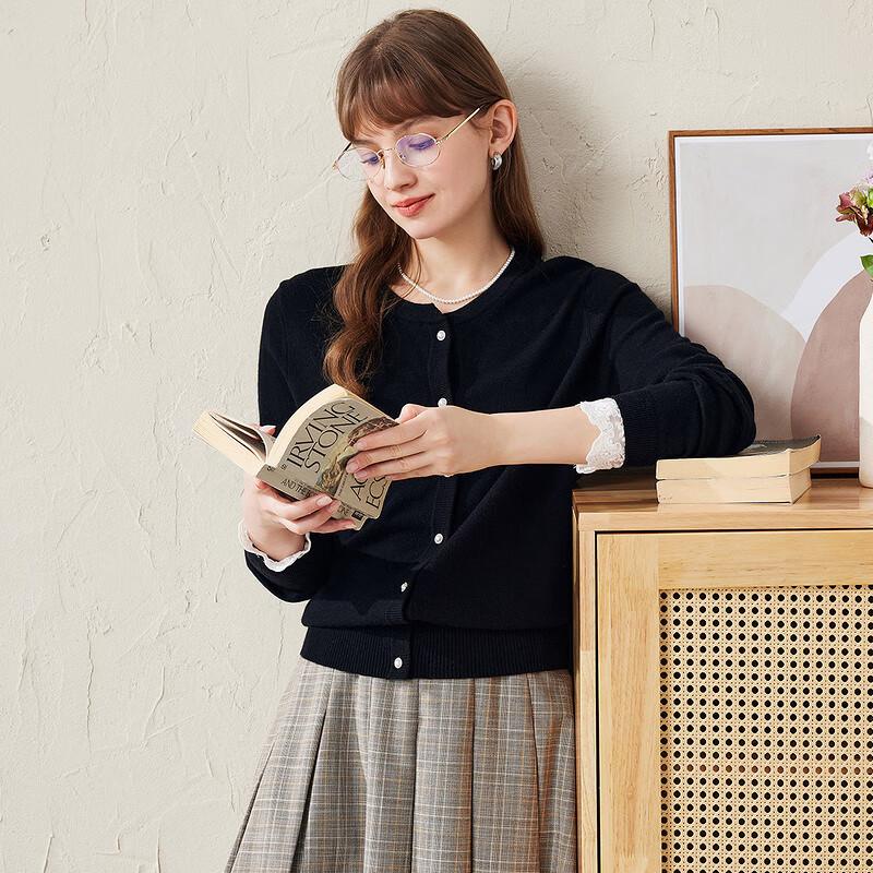 Komoboka Women's Lace Patchwork Wool Cardigan