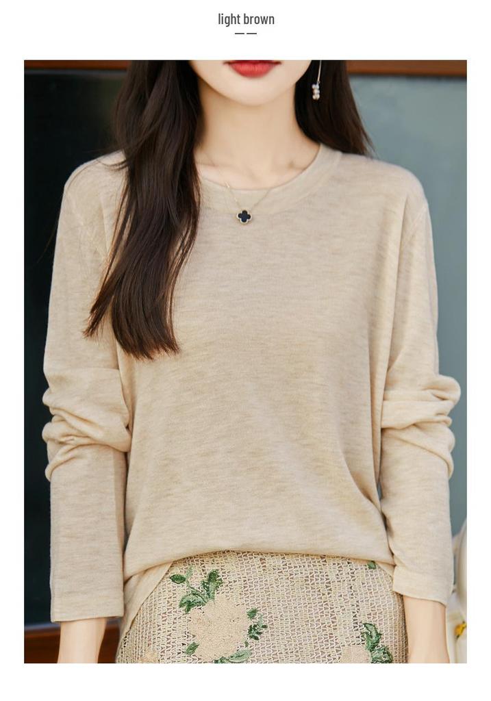 Women's Minimalist Wool Pullover - Thin, Round Neck, Long Sleeve, Loose Fit