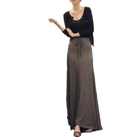 Korean-Style Plus Size Gray Midi Skirt for Women - Summer 2024, Elastic High Waist, Thin Drape A-Line Design with Large Swing.