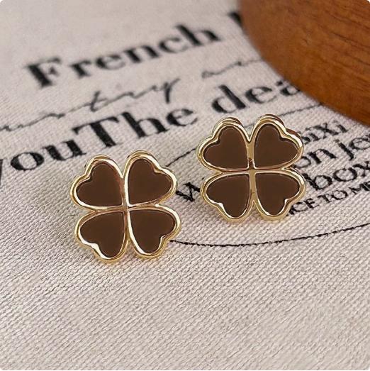 

Four-leaf Earrings, Sweet And , Painted Metal Ear Accessories One Size кофейный