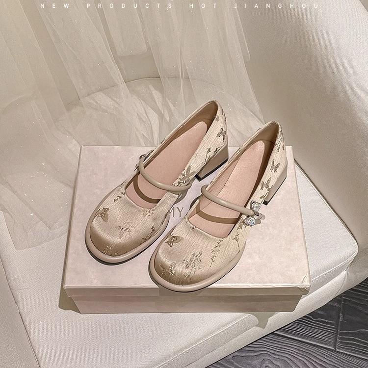 Mary Jane small single shoes round head retro embroidered high heels women's 2025 new early spring shoes