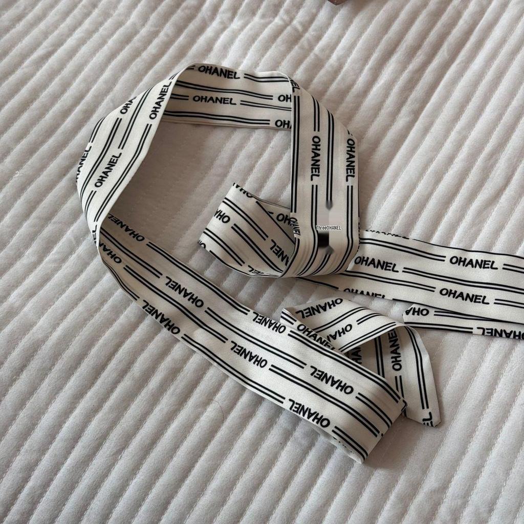 Elegant Polka Dot Silk Scarf & Headband Ribbon: Versatile Hair Accessory for Ponytails or Bags.