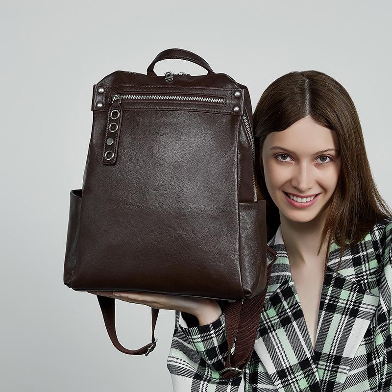 First-layer Vegetable-tanned Leather Backpack, Large-capacity Travel Light and Niche Leather Women's Bag, Business Trip Backpack