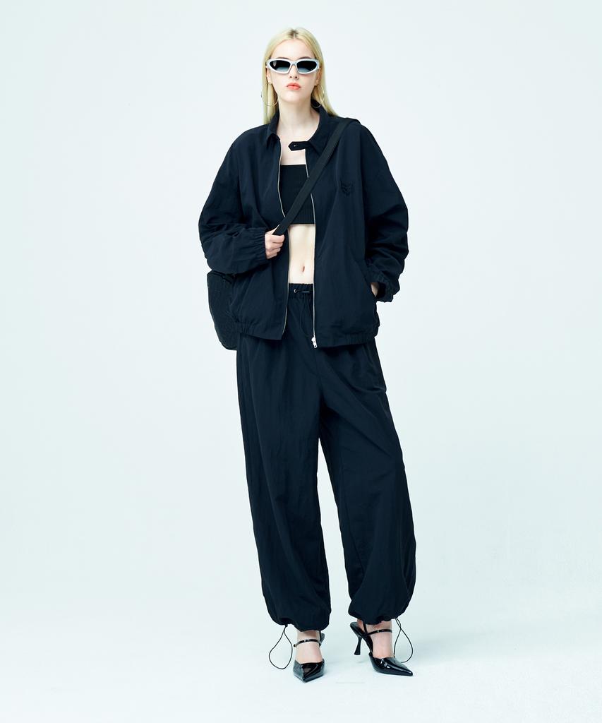 ATTENTIONROW FOR WOMEN Plain Signature Logo Nylon Two-Way Pants (Black)