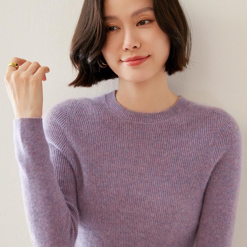 Women's Soft Wool Knit Pullover - Slim Fit Base Layer for Autumn/Winter.