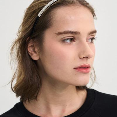 SORRY TOO MUCH LOVE Square Silver Jewel Hairband_Black
