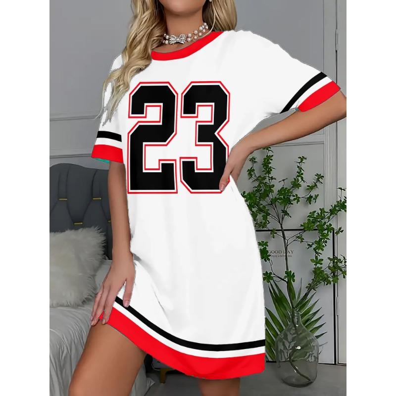 Mid-length dress with contrasting color design, suitable for both going out and at home