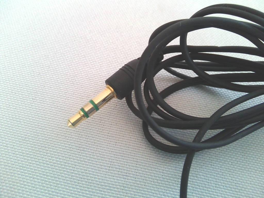 SONY MDR-E0921 Stereo Earphones Excellent Condition Working Condition