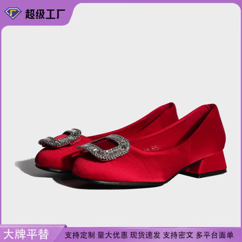 Huizhou Yuanlitong celebrity style large size French women's shoes 2025 spring commuter style temperament high heels factory direct sales