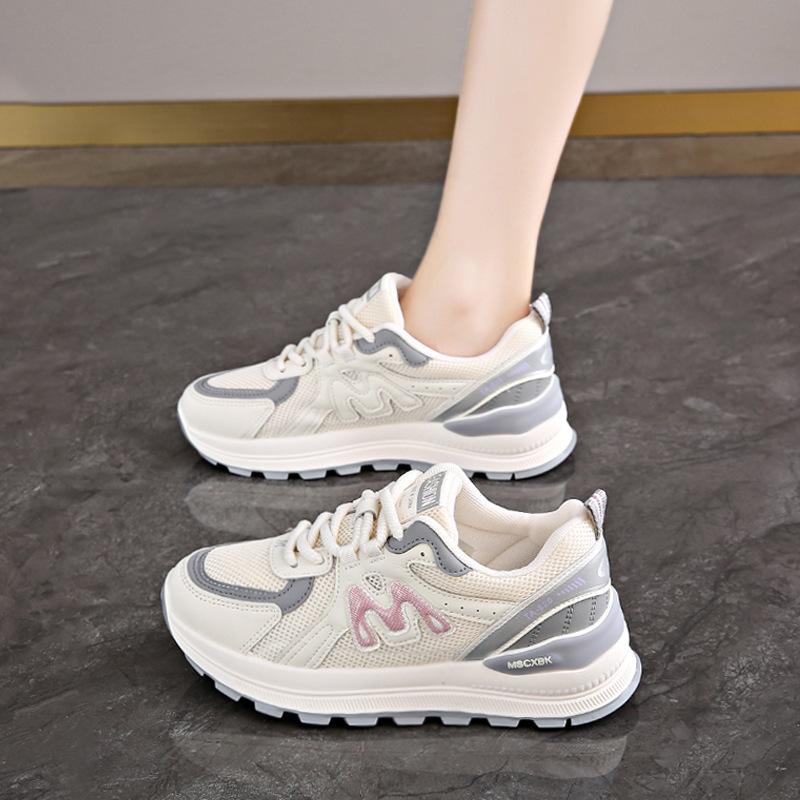 

Women s shoes spring 2025 new versatile soft-soled lightweight sports and leisure shoes are popular, showing small feet and breathable dad shoes 40 серый