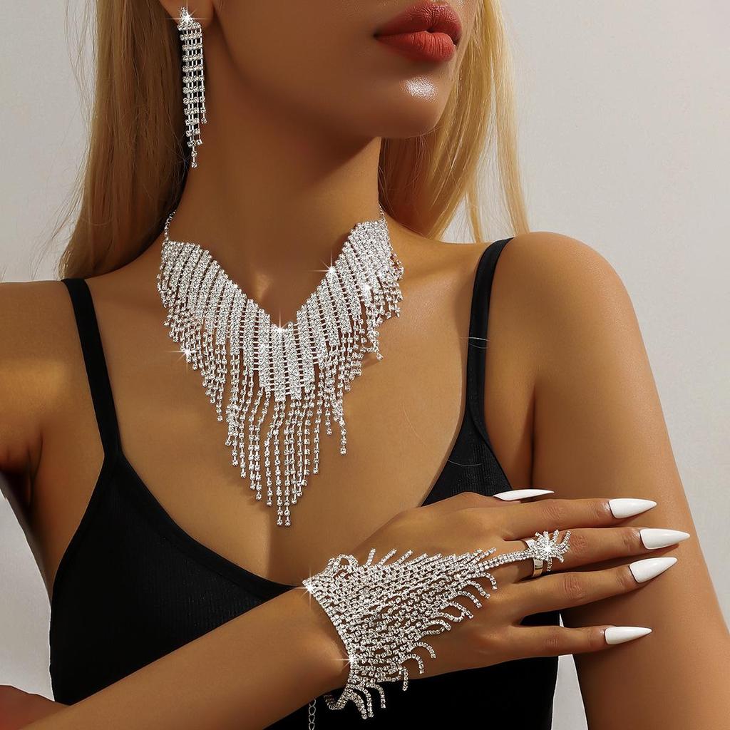 Exquisite European & American Ultra-Luxury Claw Chain Necklace & Earrings Set for Evening & Wedding Dresses - Women's Jewelry Three-Piece Set