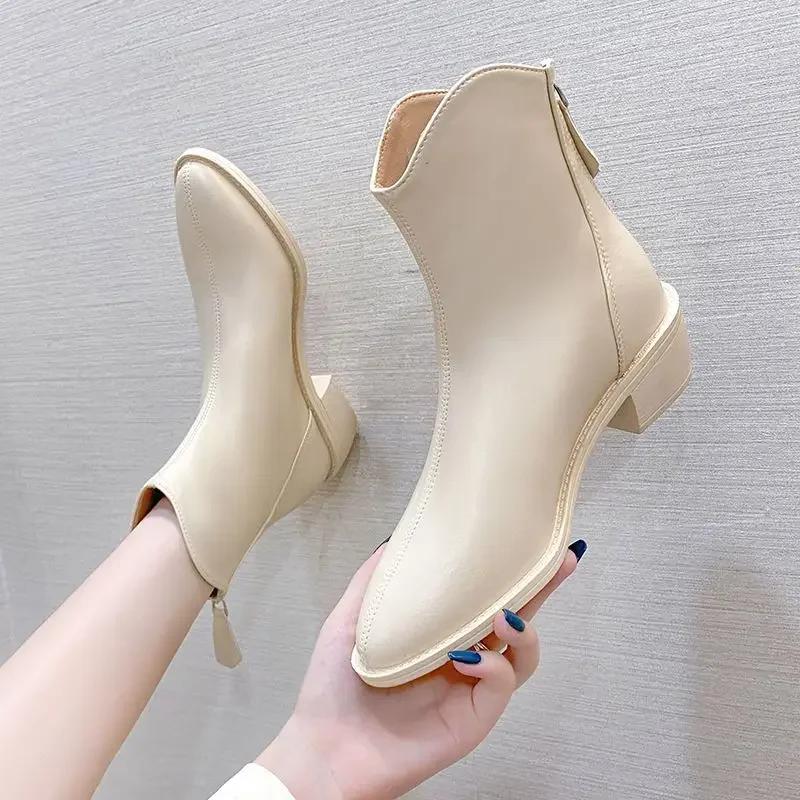 Fashion Round Toe Booties Leather Black Female Short Shoes On Promotion Large Size Warm Boot Autumn Fashion 2024 Hot Women's Ankle Boots