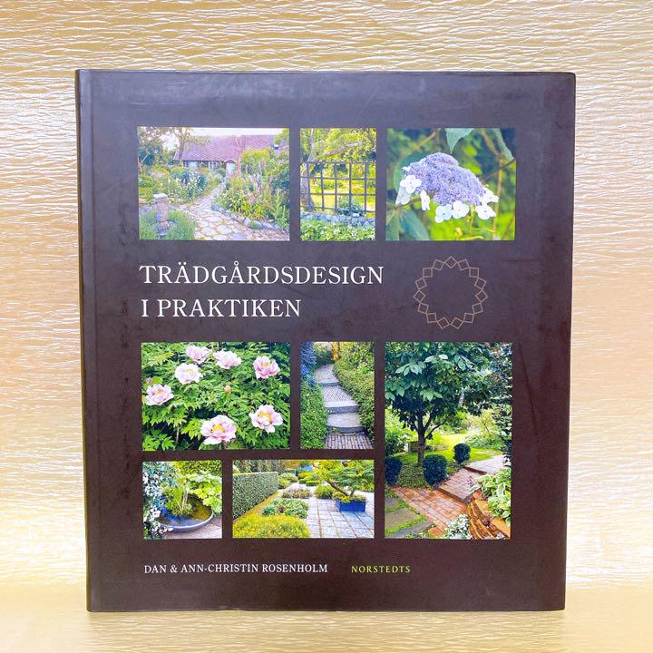 [USED] A set of three flower arrangement books purchased in Sweden