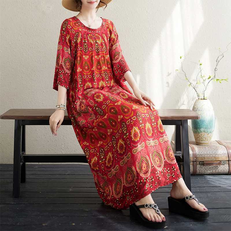 

Женское бордовое вязаное длинное платье One Size оранжевый