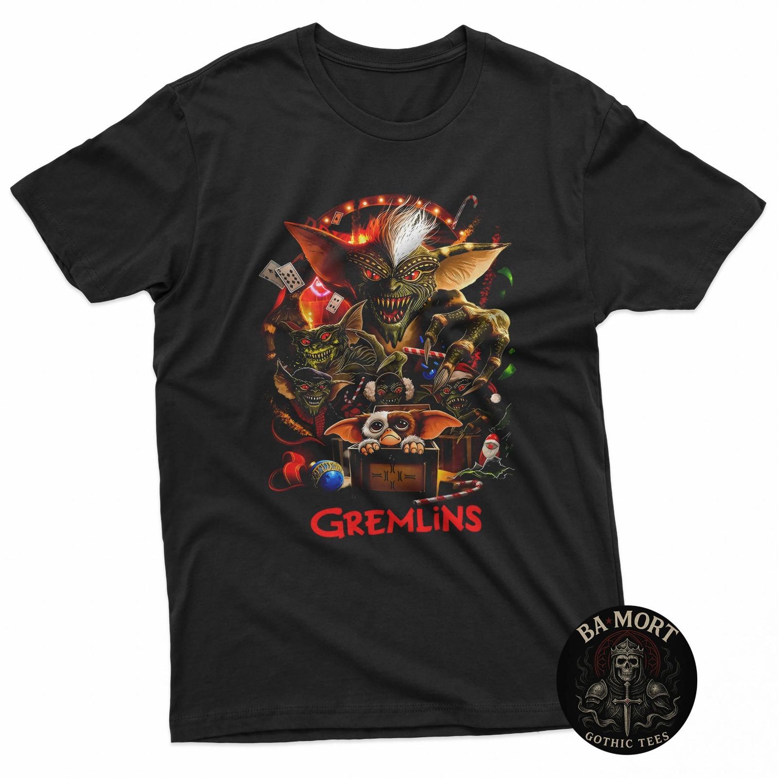 Fuzzy Monster Christmas Horror Retro Graphic T-Shirt S