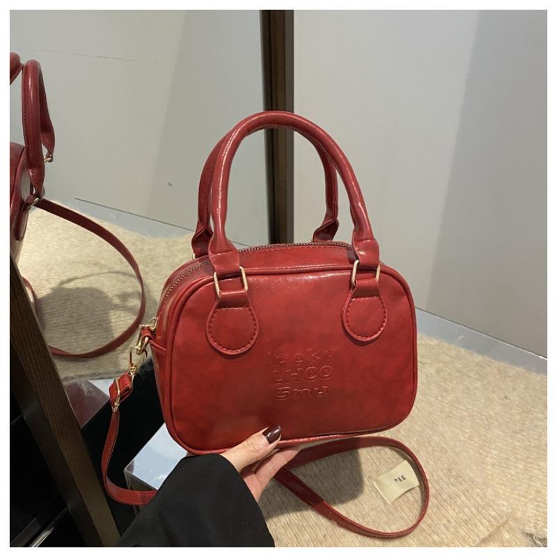 Textured Oil Wax Leather Retro New Lock Autumn and Winter Large Capacity Fashion Portable Messenger Small Square Bag Women
